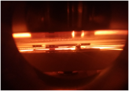 操作中的CVD过程图像，远程等离子体