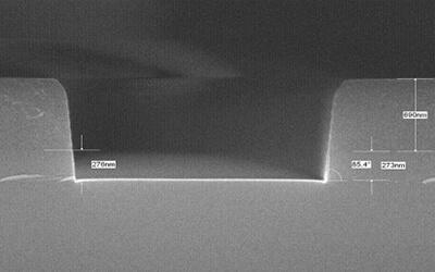 SiNx低温蚀刻扫描电镜