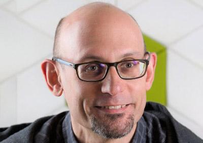 库尔特·索恩博士