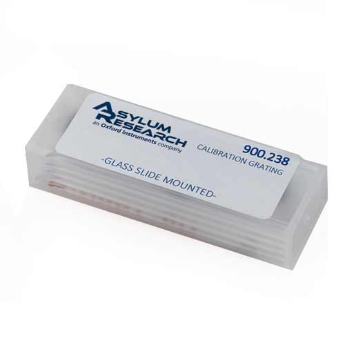 / R校准光栅-载玻片上的产品照片